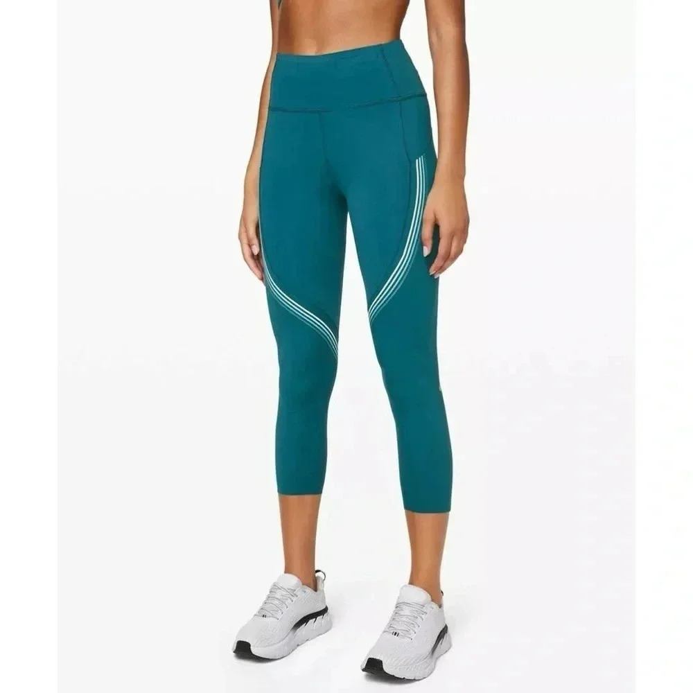 Lululemon Speed Limit Crop 23" Bermuda Teal Size 6 - Picture 2 of 9